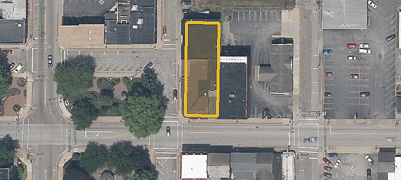 18 Nelson Lincoln Ave
