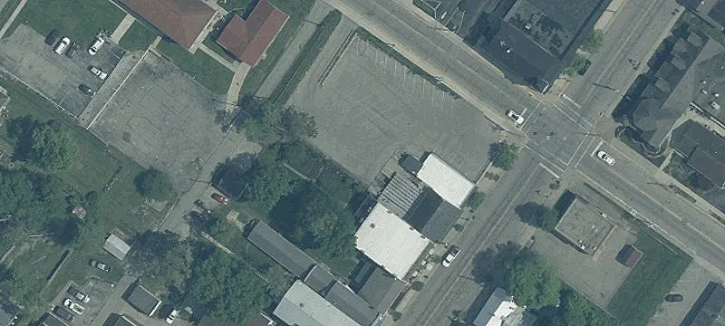 33 Main St
