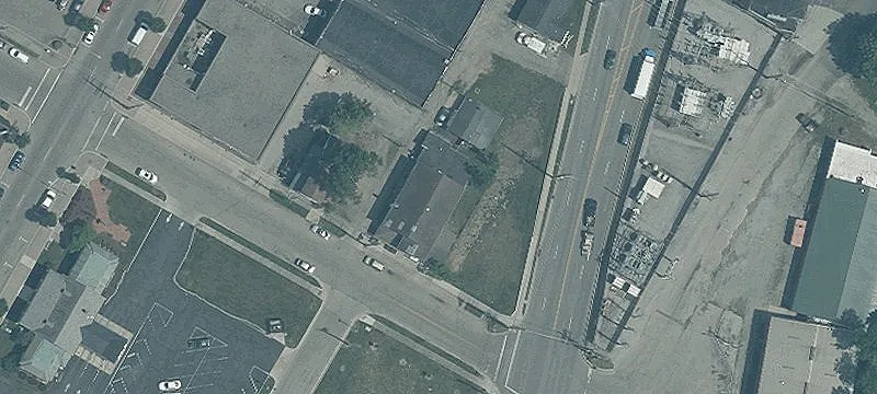 25 3rd St