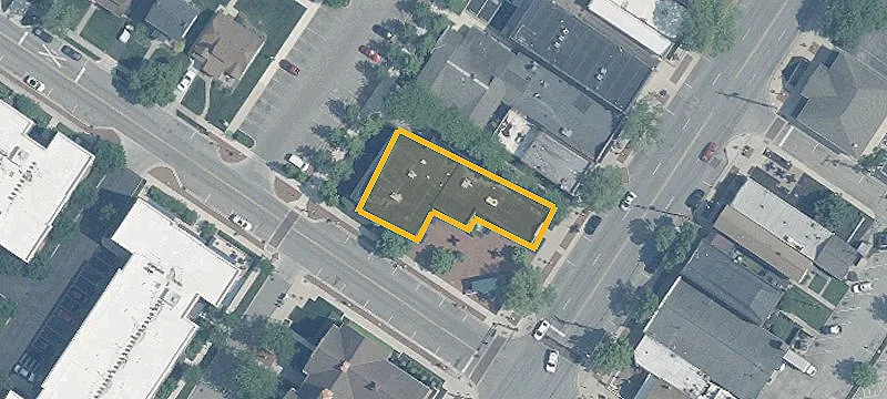 4009-4011 Broadway