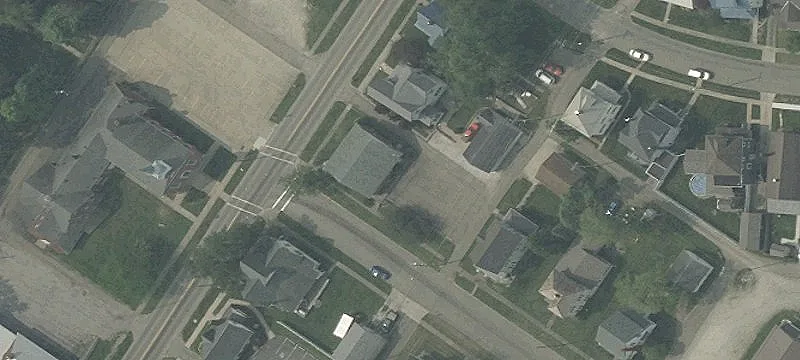 25 3rd NE St