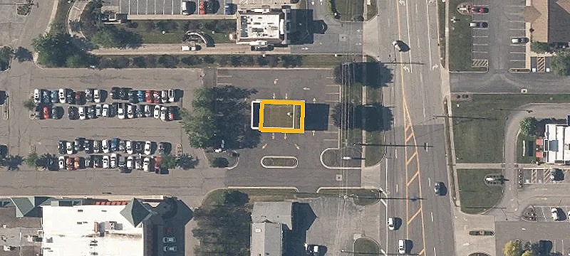 8890 Darrow Rd
