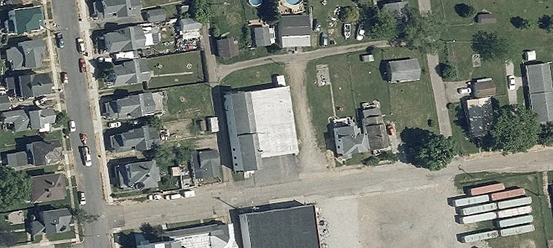 90 Norton Ave
