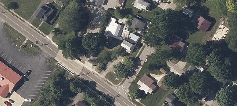 135 Trux St
