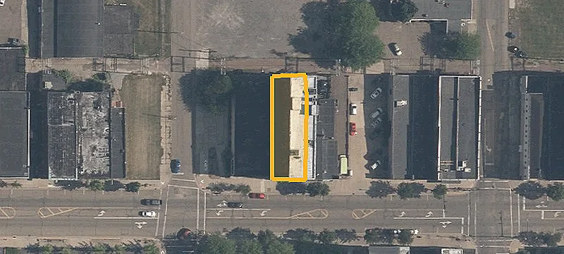 220 Main St