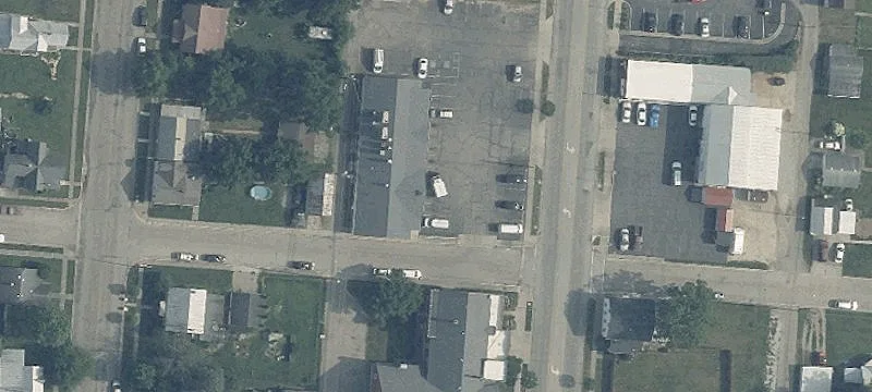 301 Main St