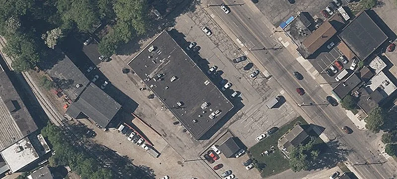 782 Broadway Ave