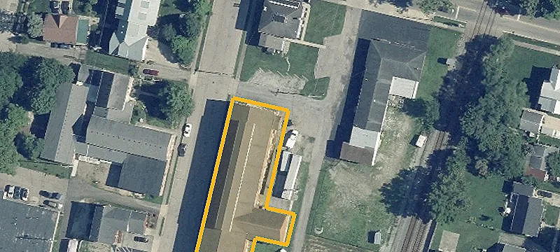 204 3rd St