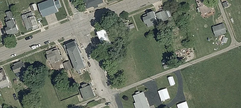 7659 Main St
