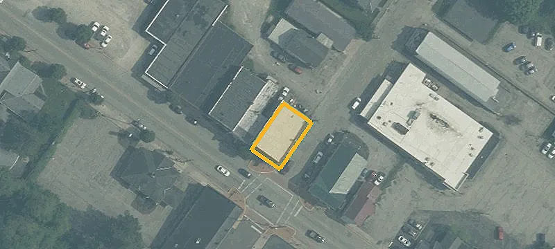 302 Main St