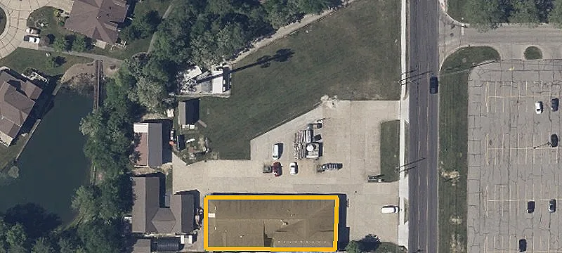 808 Pearl Rd