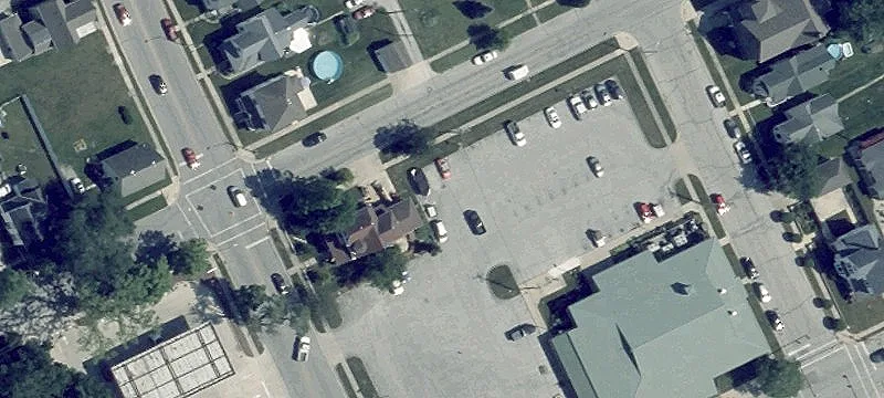 411 High St