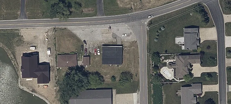 5990 Bayshore Rd