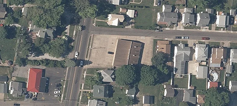 930 Amherst NE Rd