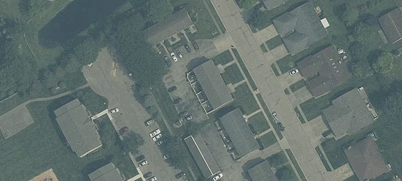 1825-1829 Lakeman Dr