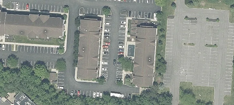 695 Taylor Rd