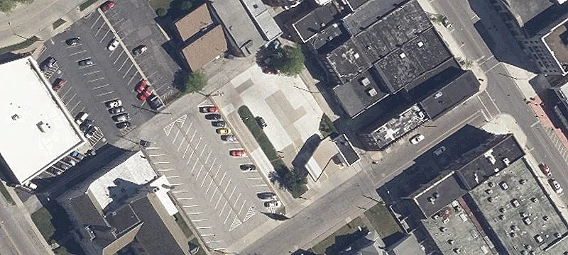 200 6th St