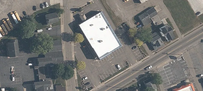 300 Lincolnway