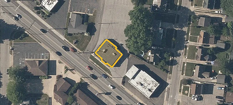 931 Portage Trl