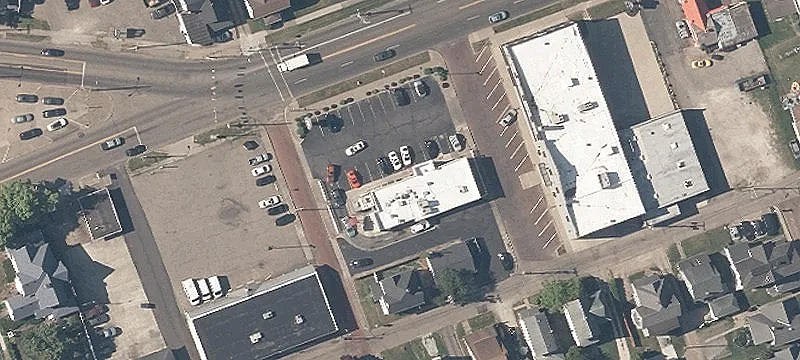 707 Lincoln W Way