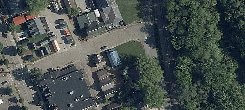 21 6th St