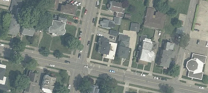 249 Fair NW Ave