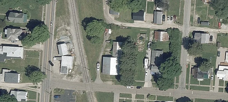 23 Maple Ave