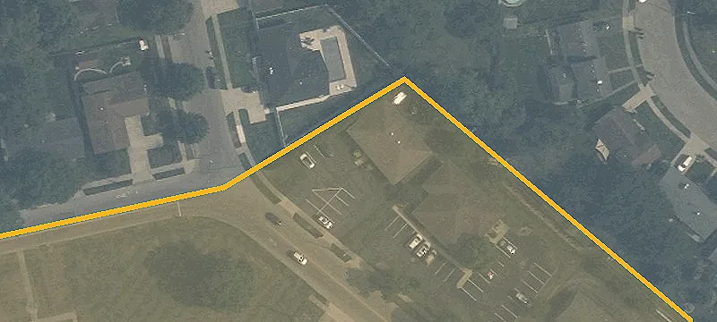 93 Robin Hood Ln