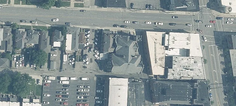 33-35 5th Ave