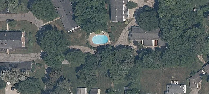 112 Carriage Dr