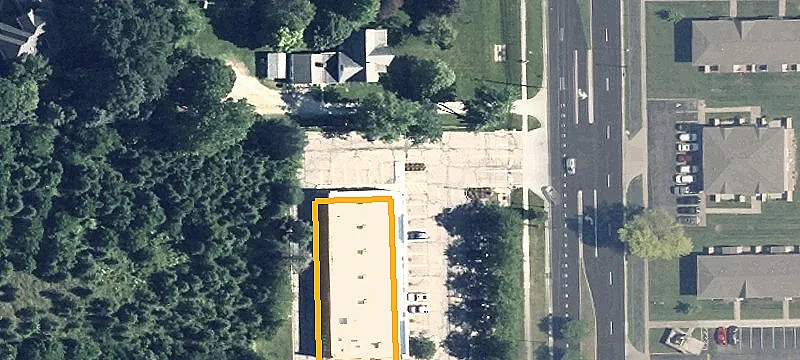 801 Un Rd, Unit 811