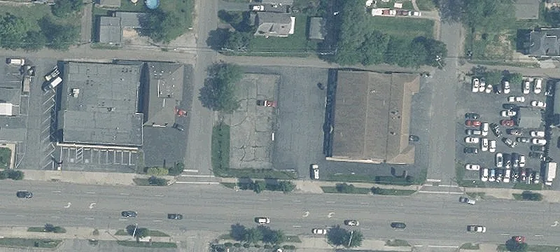 4300 Main St