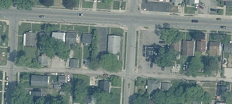 1043 Weber Rd