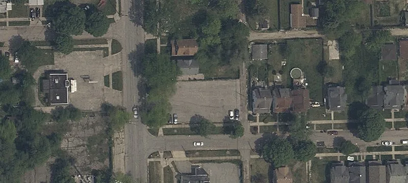 3404 Stickney Ave