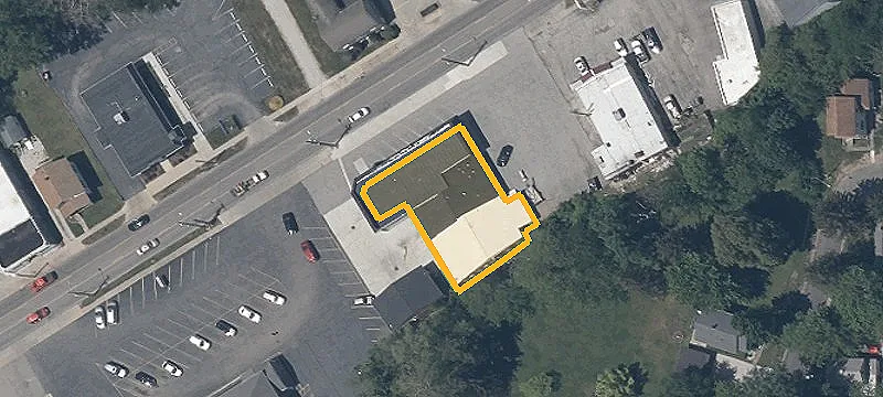 220 Main St