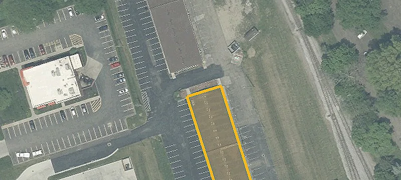 889 Commercial Pkwy