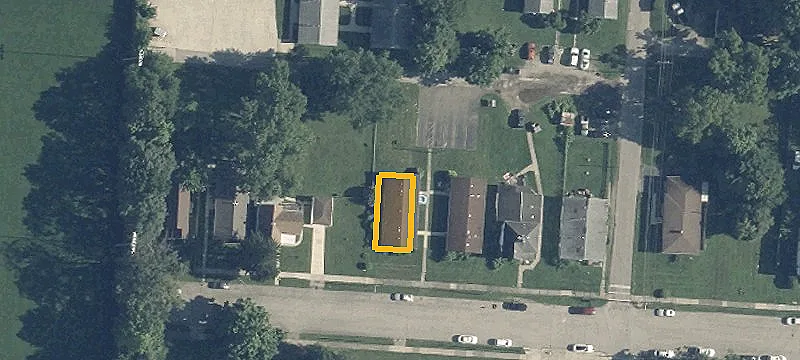 100 Eaton St