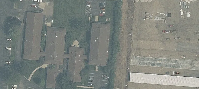 2211 Arbor Blvd