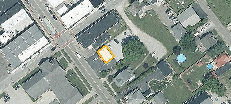 90 Main St