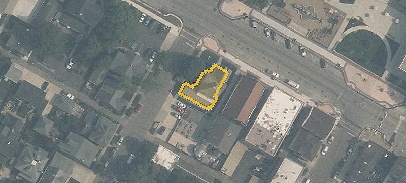 220-222 Main St