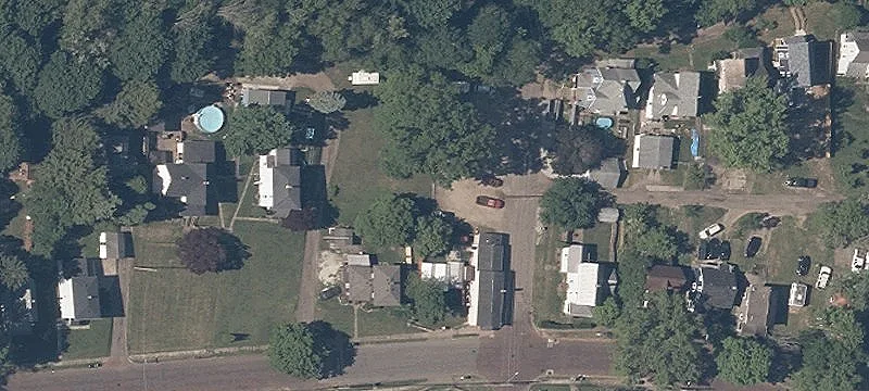 872 Oak SE Ave