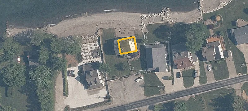 6823 Lk W Rd