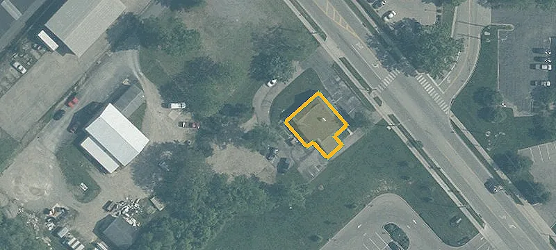 5115 College Cor Pike