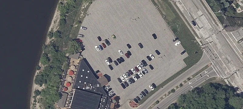 16555 Southpark Ctr