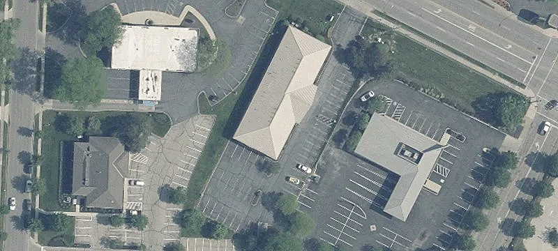 2011 Henderson Rd
