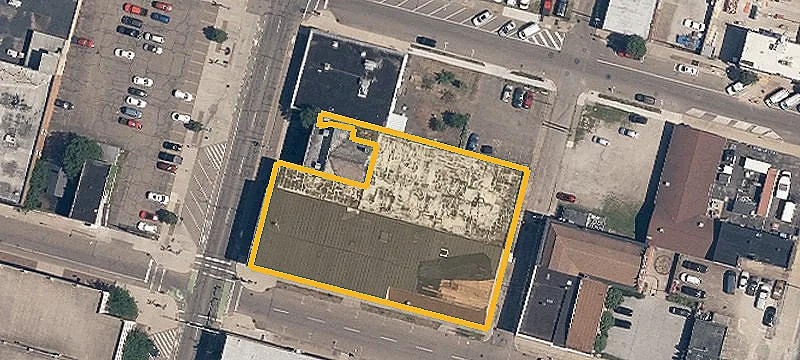 320 Walnut NE Ave