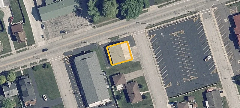 611 Broadway St