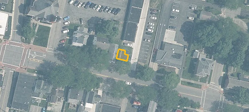 532 Main St