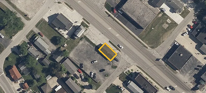 3040 Woodville Rd