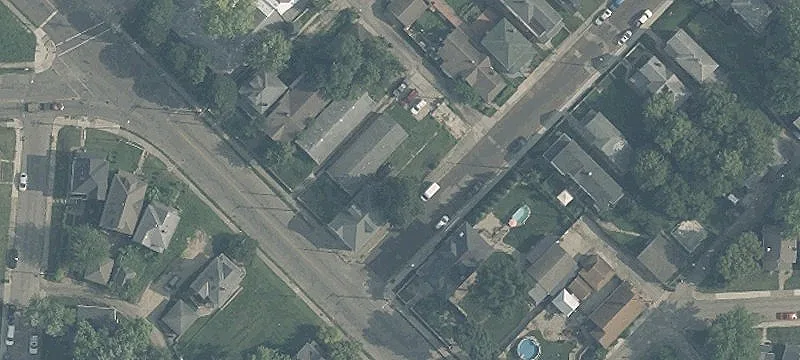 930 Linden Ave
